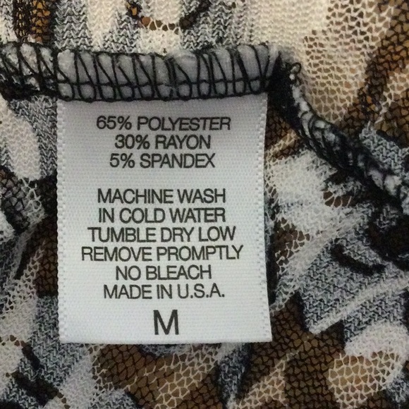 M Cover Charge black boho groovy geometric print wrap with sleeves - Picture 12 of 12